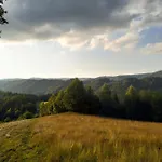 Leśny Zakątek-domek Na Przełęczy Knurowskiej